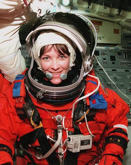 NASA image: KSC-00pp0081