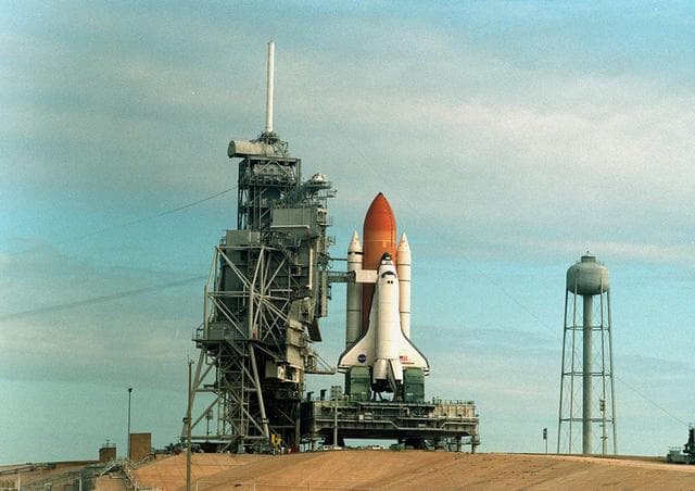 NASA image: KSC-00pp0142