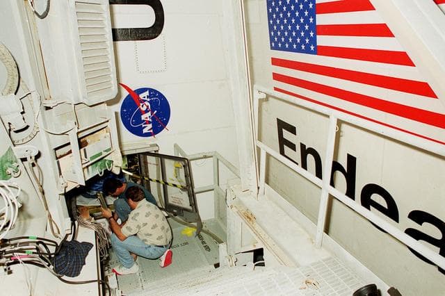 NASA image: KSC-00pp0162