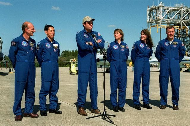 NASA image: KSC-00pp0172