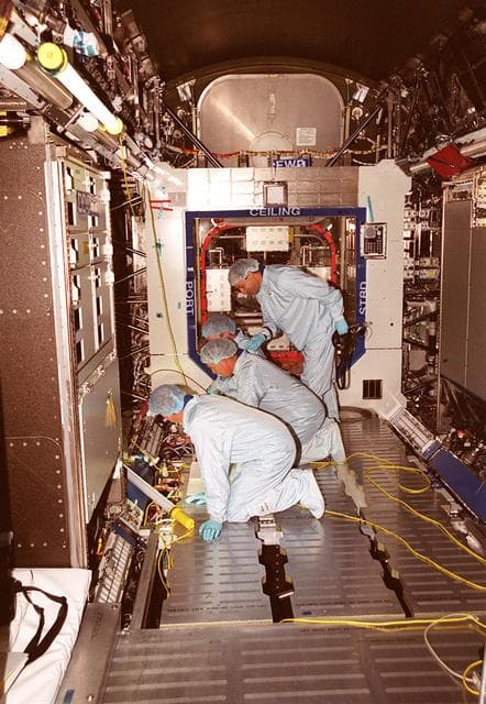 NASA image: KSC-00pp0175