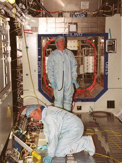 NASA image: KSC-00pp0176