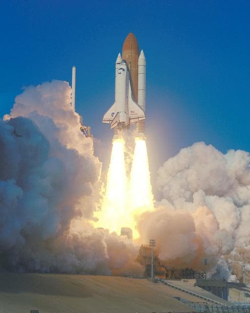 NASA image: KSC-00pp0228