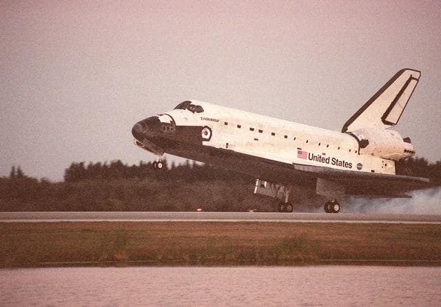 NASA image: KSC-00pp0256