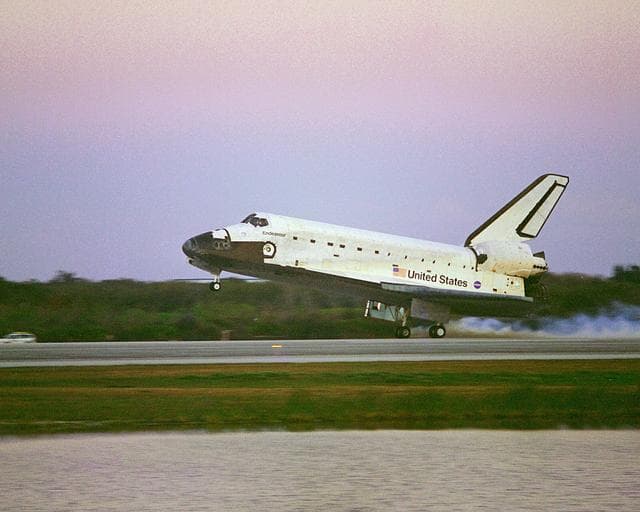 NASA image: KSC-00pp0263