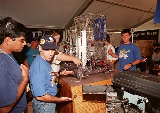 NASA image: KSC-00pp0318