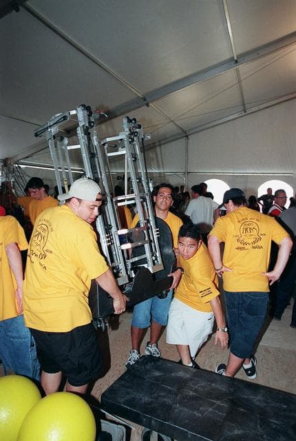 NASA image: KSC-00pp0326