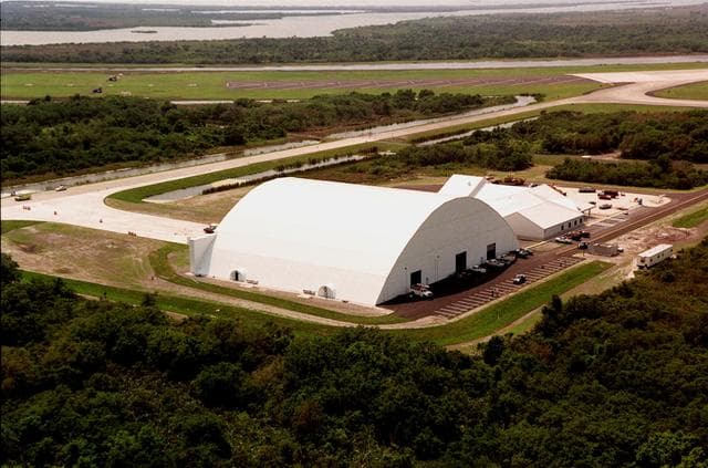 NASA image: KSC-00pp0440