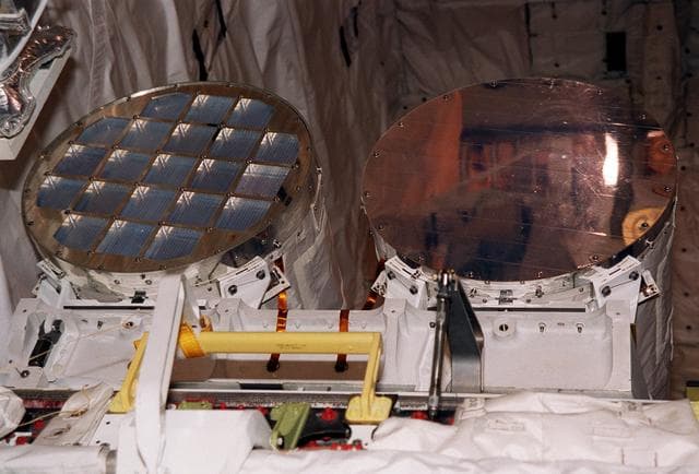 NASA image: KSC-00pp0489