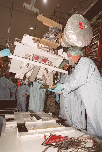 NASA image: KSC-00pp0518