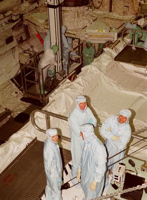 NASA image: KSC-00pp0521