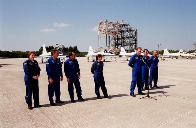 NASA image: KSC-00pp0529
