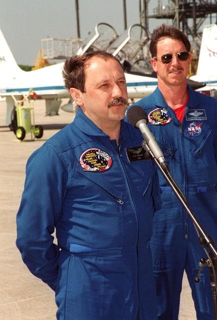 NASA image: KSC-00pp0530