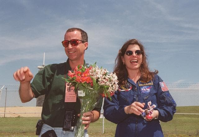 NASA image: KSC-00pp0547