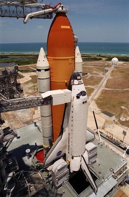 NASA image: KSC-00pp0634
