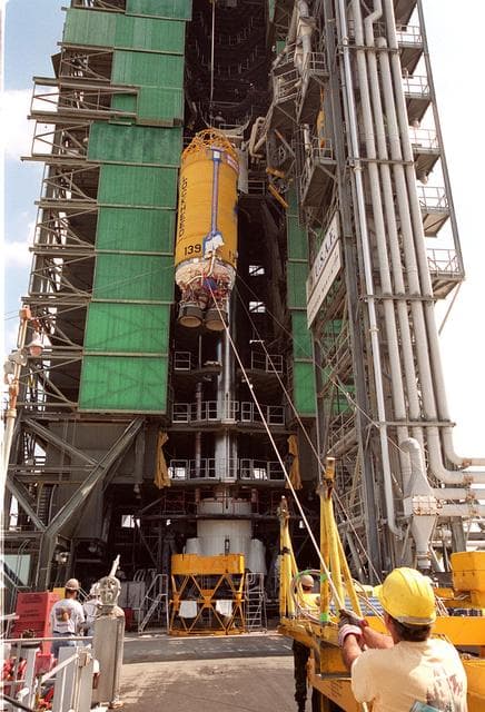 NASA image: KSC-00pp0703