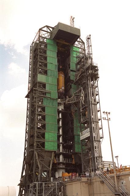 NASA image: KSC-00pp0705