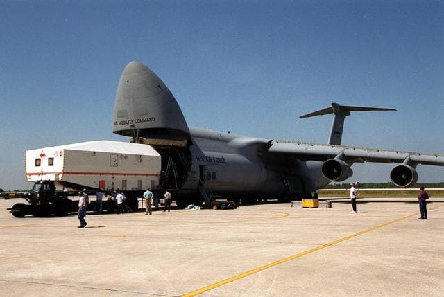 NASA image: KSC-00pp0707