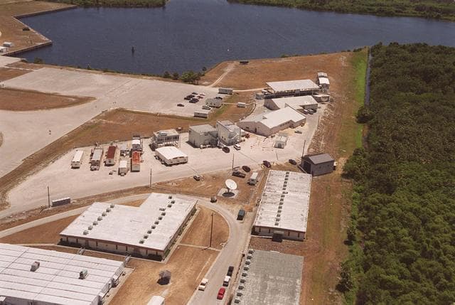 NASA image: KSC-00pp0739