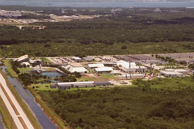 NASA image: KSC-00pp0743