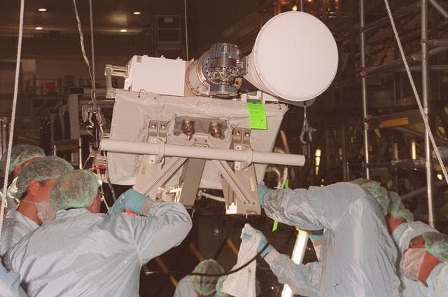 NASA image: KSC-00pp0757