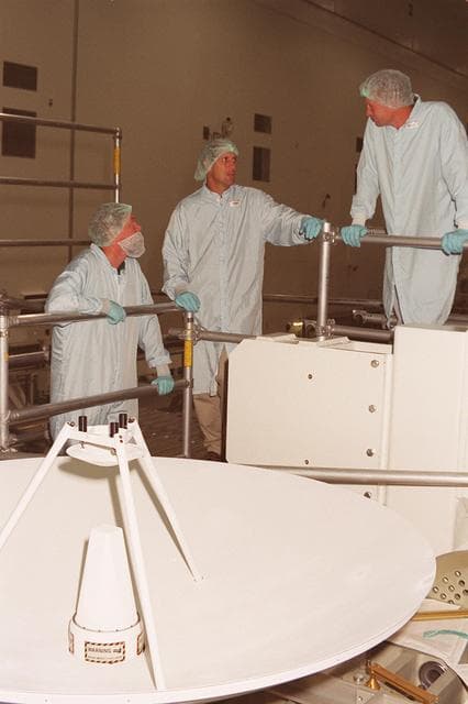 NASA image: KSC-00pp0771