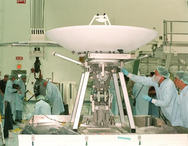 NASA image: KSC-00pp0772