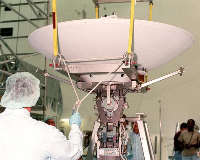 NASA image: KSC-00pp0775