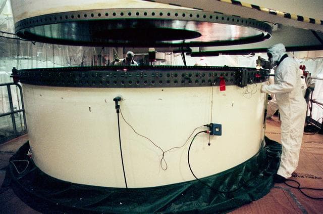 NASA image: KSC-00pp0813