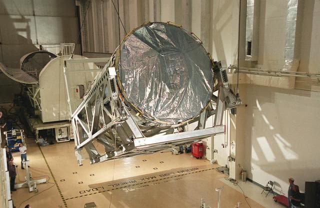 NASA image: KSC-00pp0836