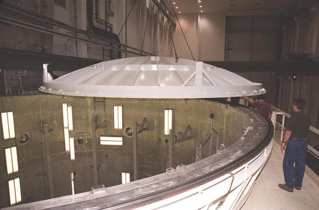 NASA image: KSC-00pp0849