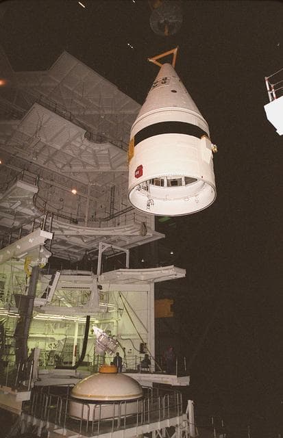 NASA image: KSC-00pp0853