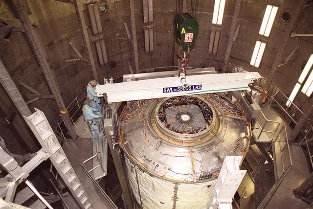 NASA image: KSC-00pp0863