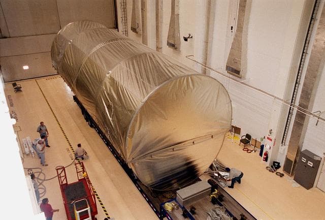 NASA image: KSC-00pp1047
