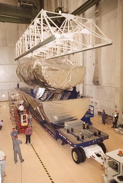 NASA image: KSC-00pp1049