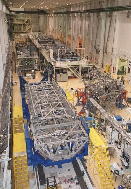 NASA image: KSC-00pp1066
