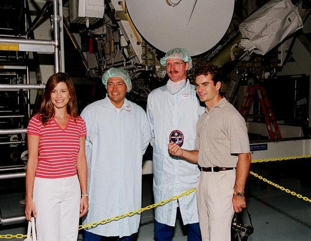 NASA image: KSC-00pp1070