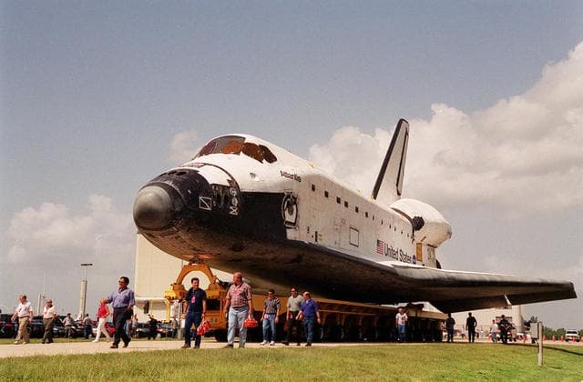 NASA image: KSC-00pp1073