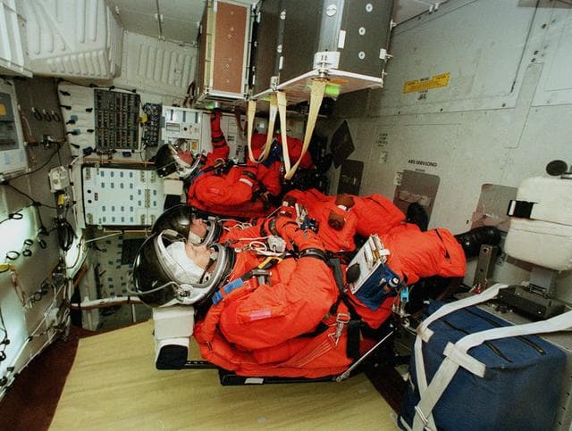 NASA image: KSC-00pp1176