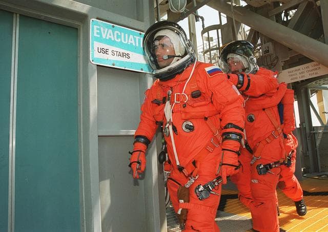 NASA image: KSC-00pp1179