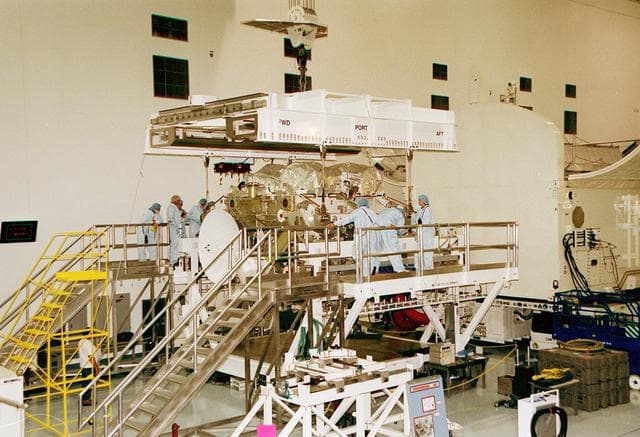 NASA image: KSC-00pp1310