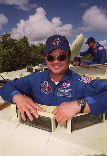 NASA image: KSC-00pp1325