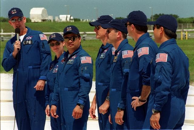 NASA image: KSC-00pp1363