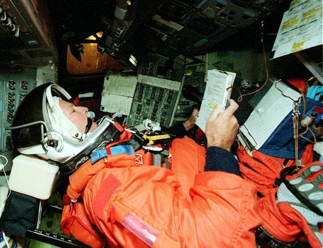 NASA image: KSC-00pp1374
