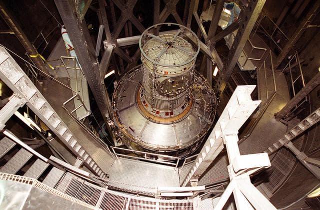 NASA image: KSC-00pp1408