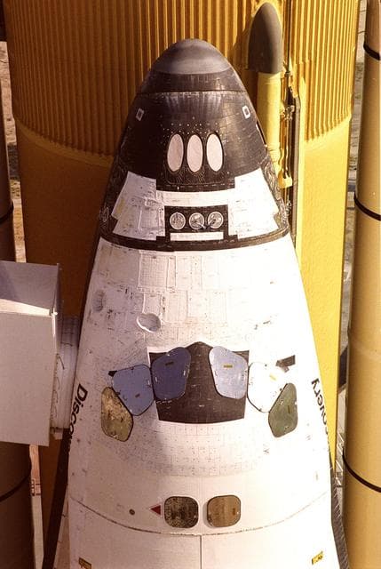 NASA image: KSC-00pp1418
