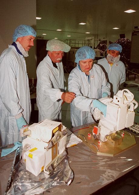 NASA image: KSC-00pp1451