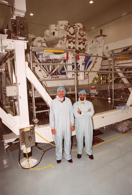 NASA image: KSC-00pp1452