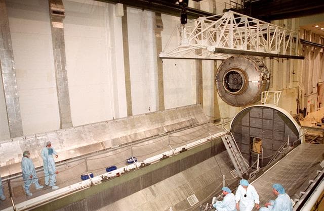 NASA image: KSC-00pp1503