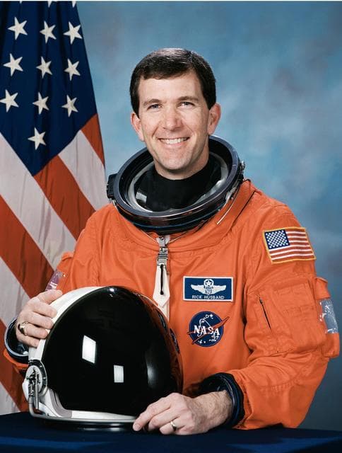 NASA image: KSC-00pp1520